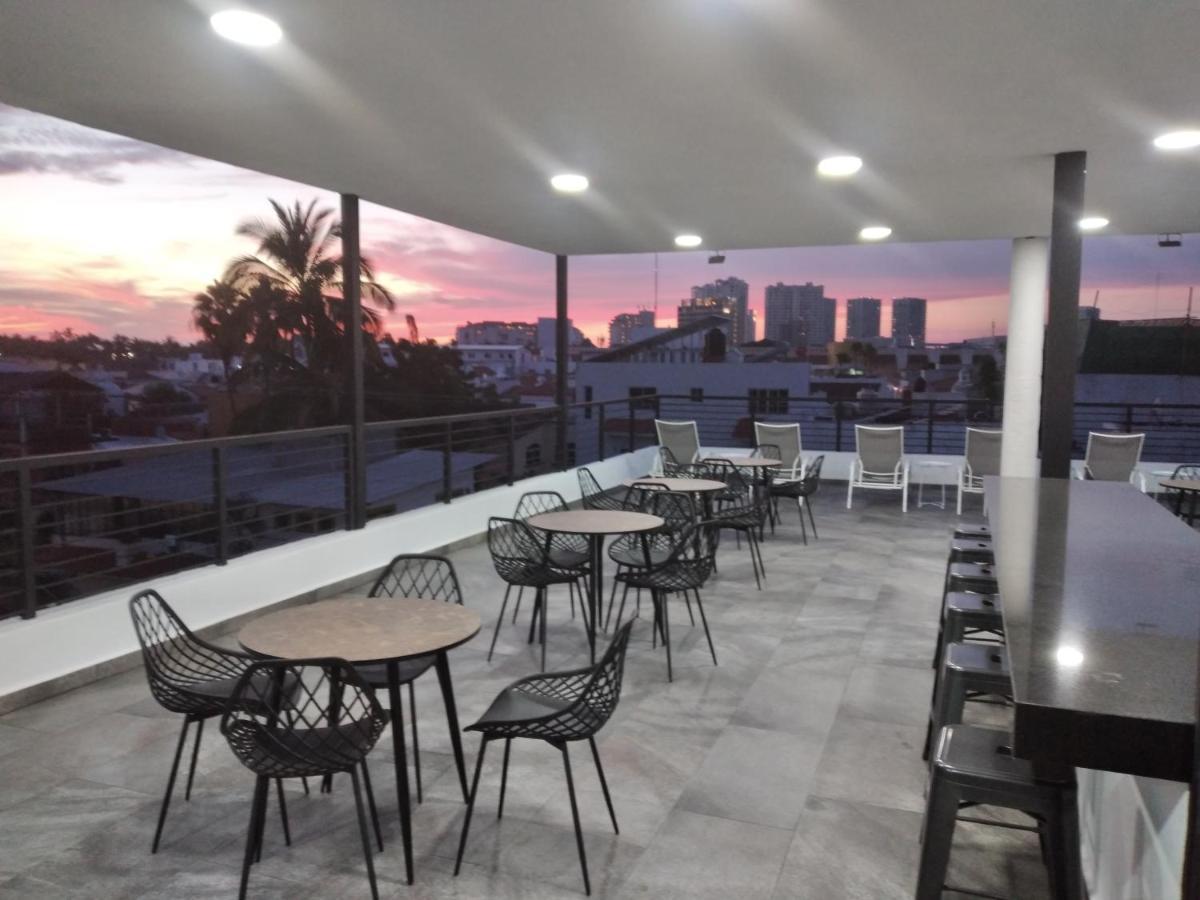 Venecia 262 Aparthotel Puerto Vallarta Ngoại thất bức ảnh